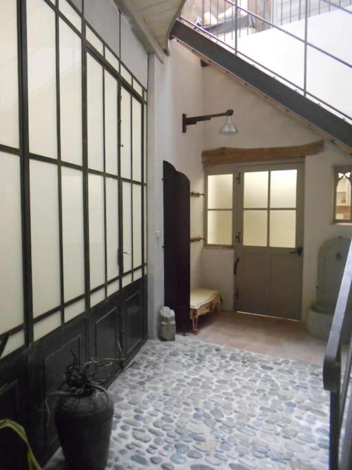 Loft Centre-ville Parking, Clim, Wifi Holiday home