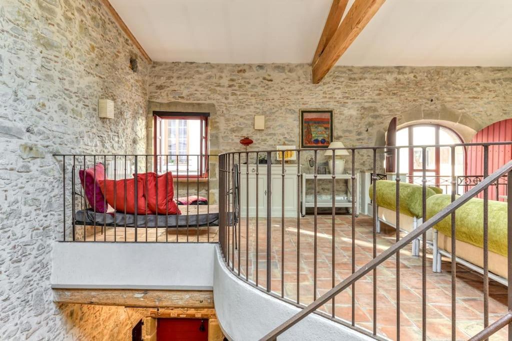 Loft Centre-ville Parking, Clim, Wifi *