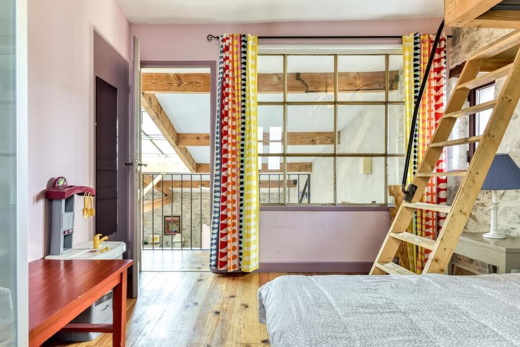 Loft Centre-ville Parking, Clim, Wifi Holiday home *